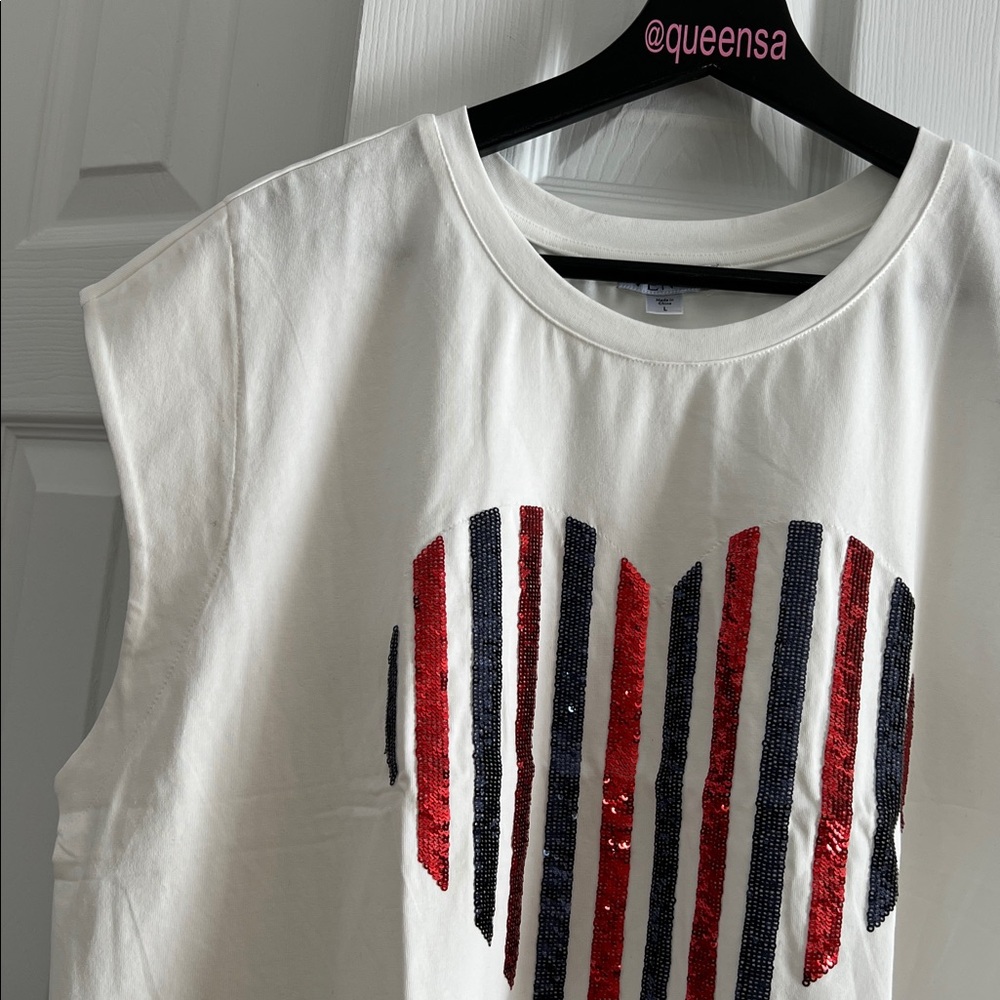 Venus Sequin Heart Striped T Shirt - Picture 5 of 10